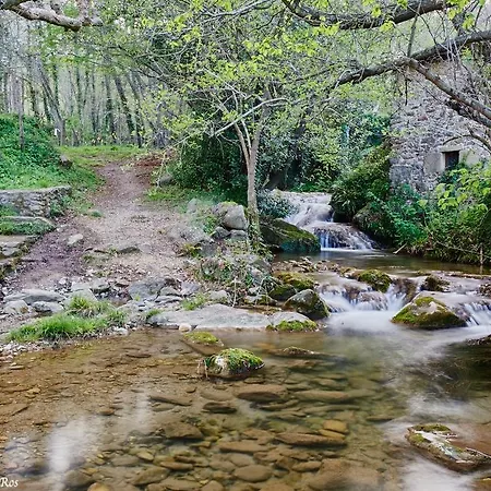 Fonda Finet 2* Sant Felíu de Pallarols